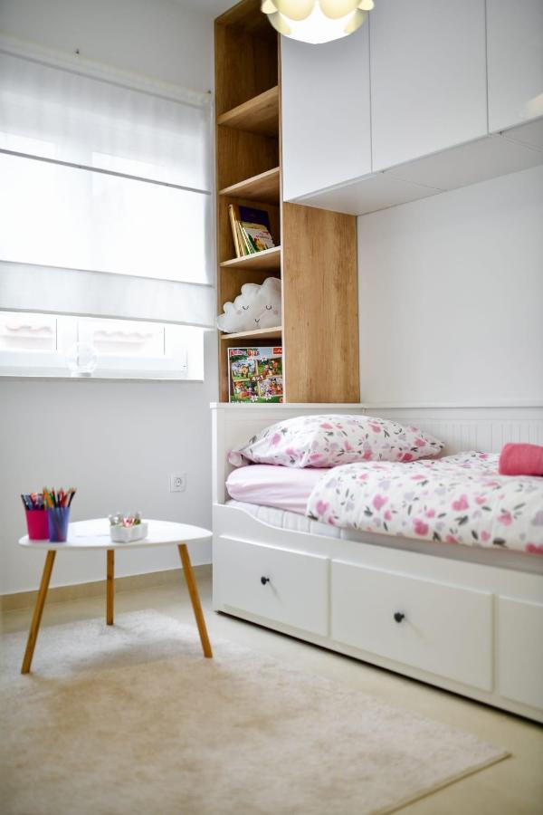 Family Apartment Amare زادار المظهر الخارجي الصورة