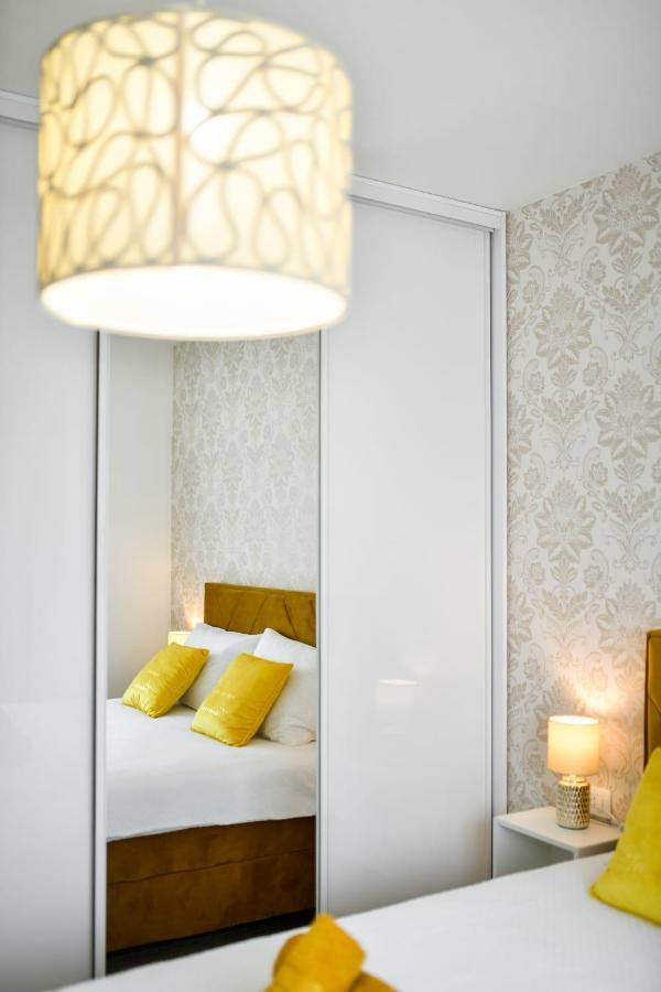 Family Apartment Amare زادار المظهر الخارجي الصورة