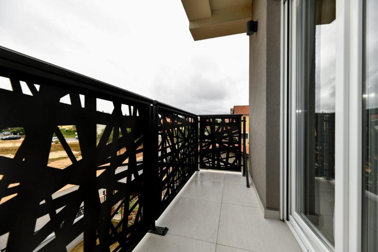 Family Apartment Amare زادار المظهر الخارجي الصورة