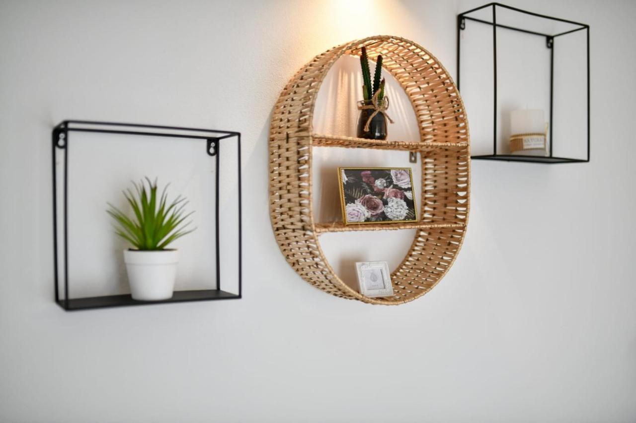 Family Apartment Amare زادار المظهر الخارجي الصورة