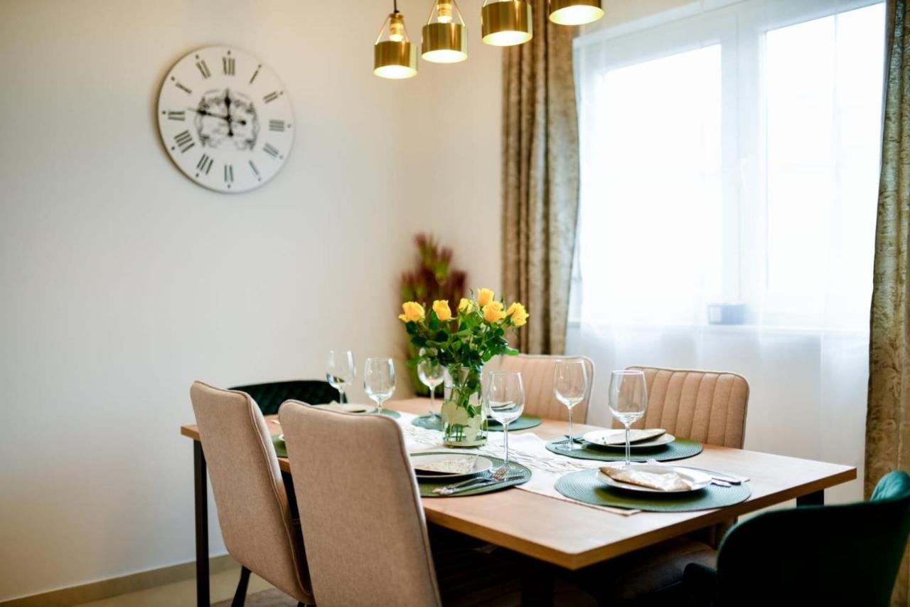 Family Apartment Amare زادار المظهر الخارجي الصورة