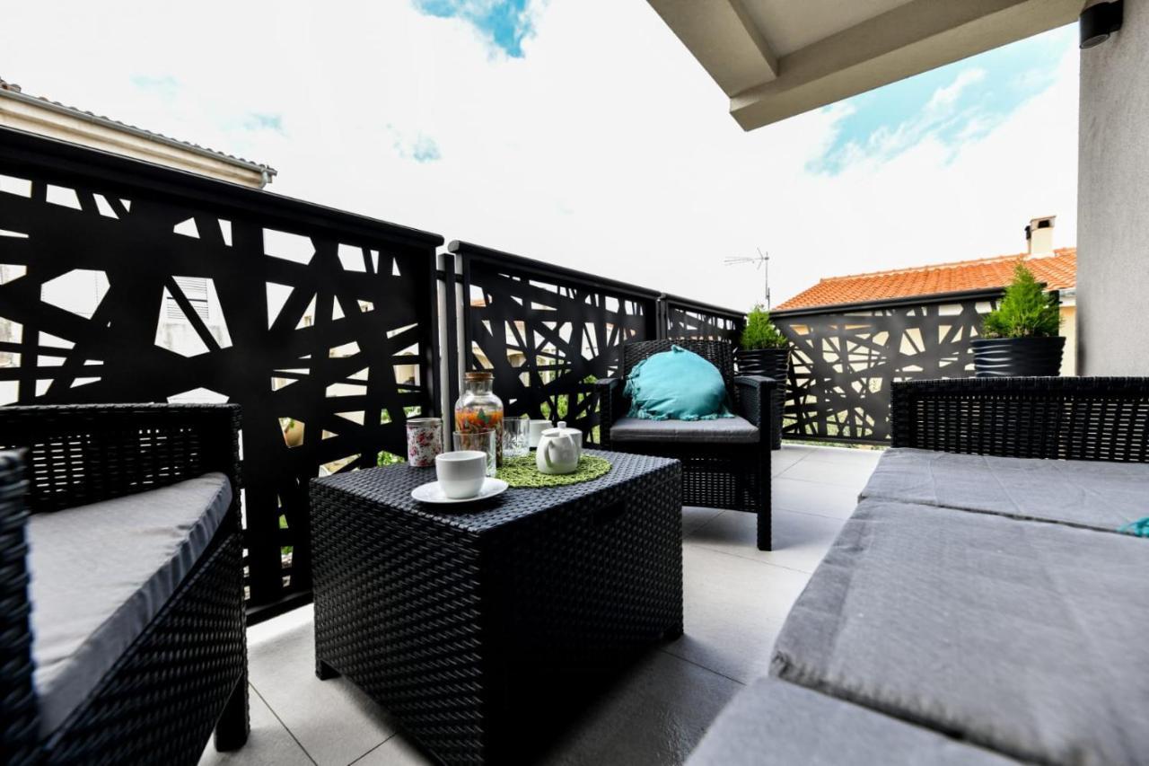 Family Apartment Amare زادار المظهر الخارجي الصورة